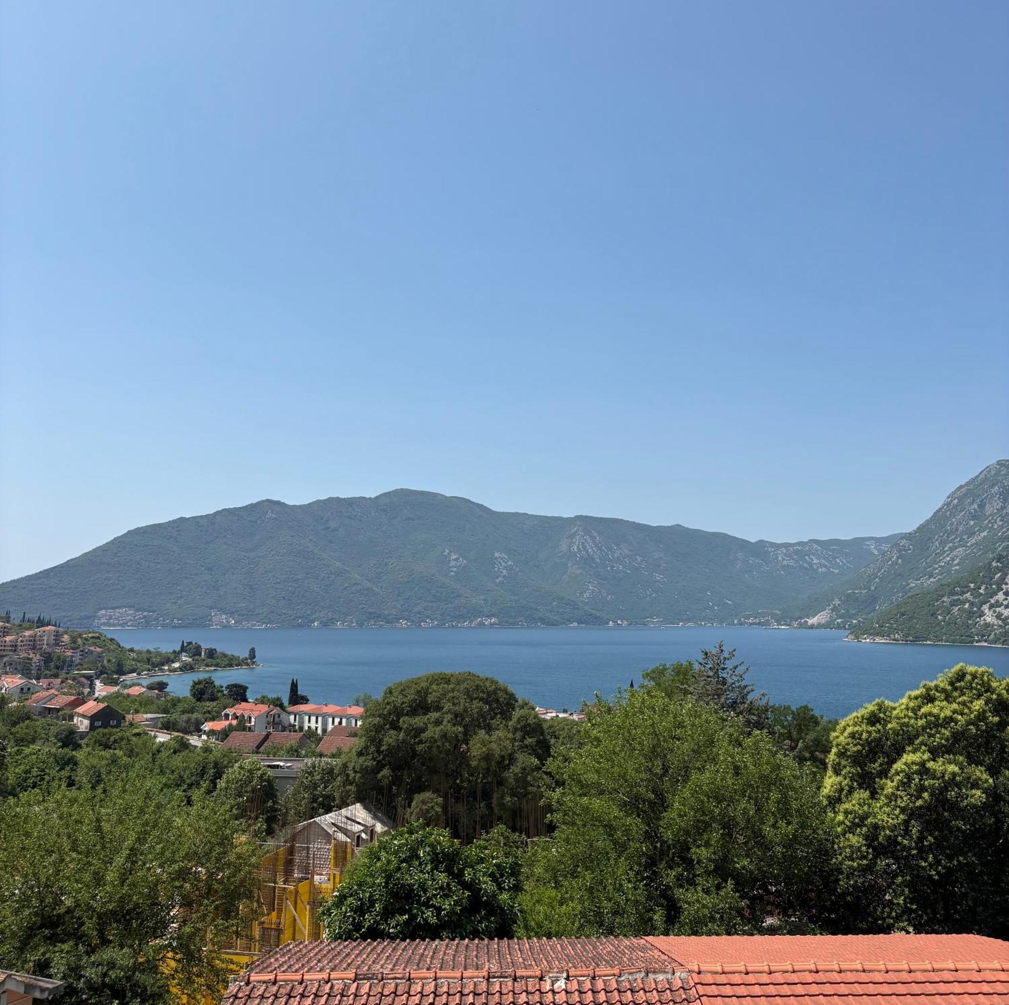 ćuković Appartement Risan